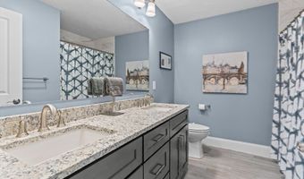 34 Cutter Ln 69, Amesbury, MA 01913