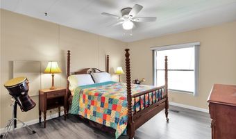 625 Puffin Dr, Barefoot Bay, FL 32976