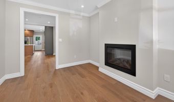 11 COLLEGE Ave, Annapolis, MD 21401
