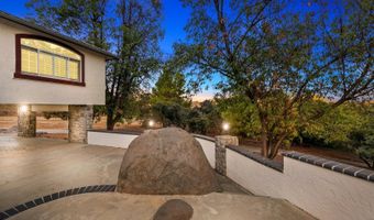 2094 Via Del Torrie, Alpine, CA 91901