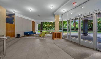 4200 CATHEDRAL Ave NW 1118, Washington, DC 20016