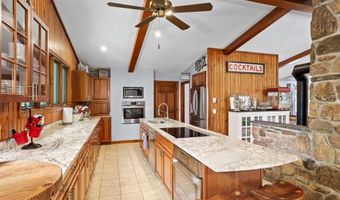 515 Williams Crossing Rd, Coventry, RI 02816