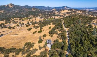 1560 Pinto Dr, Angels Camp, CA 95222