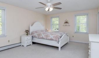 5 Heidi Ln, Bow, NH 03304
