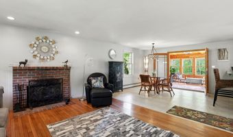 55 Robinson Ln, Barrington, NH 03825