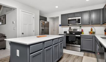 2832 21st St SW, Altoona, IA 50009