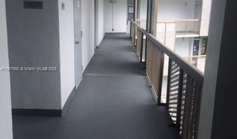 3475 N Country Club Dr 514, Aventura, FL 33180