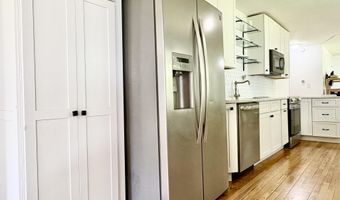 567 Ossipee Trail Trl W, Standish, ME 04084