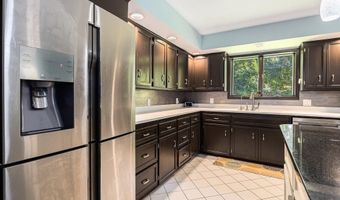 10011 E Rivershore Dr SE, Alto, MI 49302