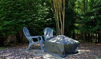 1007 Copper Ridge Ct, Apex, NC 27502
