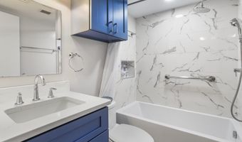 4917 AMERICANA Dr T6, Annandale, VA 22003