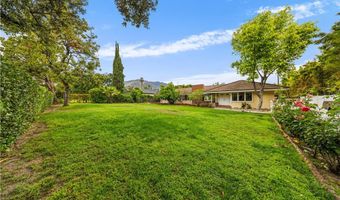 1212 Oakwood Dr, Arcadia, CA 91006