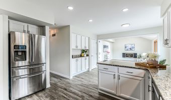 2400 Rockport Ct, Ann Arbor, MI 48103