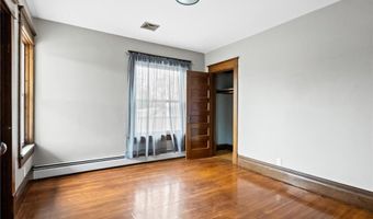 320 7th Ave E, Alexandria, MN 56308