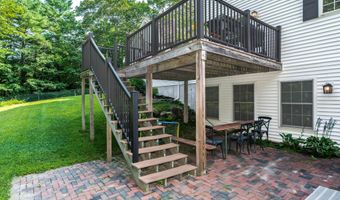 20 Babbidge Rd, Falmouth, ME 04105