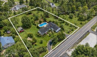 2897 Route 2, Hermon, ME 04401