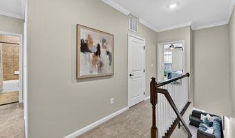 42227 PIEBALD Sq, Aldie, VA 20105