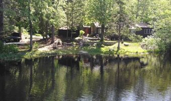 11 N Shore Rd, Chester, NH 03036