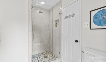 1811 Manor Mill Rd, Charlotte, NC 28226