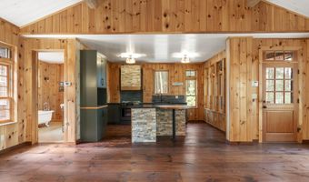 389 Castle Island Rd, Belgrade, ME 04917