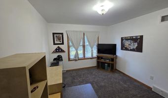 118 Briar Crest St, Madison, WI 53704