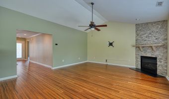 831 Vandenburg Dr, Boiling Springs, SC 29316