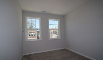 2726 Hunter Woods Dr, Apex, NC 27502