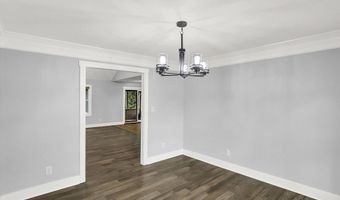 6686 Woodcrest Dr, Avon, IN 46123