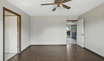 21059 Lawrence 2072, Ash Grove, MO 65604