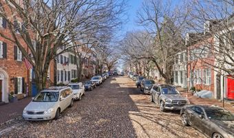 811 GIBBON St, Alexandria, VA 22314