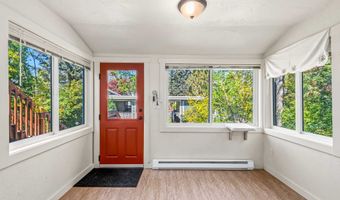 1120 W 10th Aly, Eugene, OR 97402