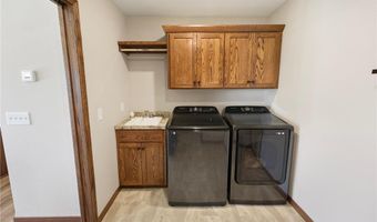 214 Woolgrass Way, Avon, MN 56310