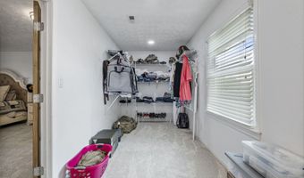 827 CREEK Trl, Anniston, AL 36206