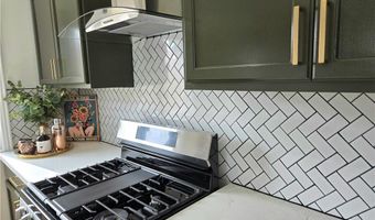 2022 W 75th St, Los Angeles, CA 90047