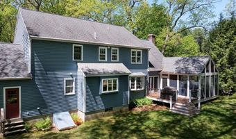 8 Maddy Ln, Acton, MA 01720