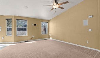 111 Shadow Mountain Dr, Fernley, NV 89408