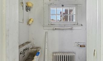 160 Manning Blvd, Albany, NY 12203