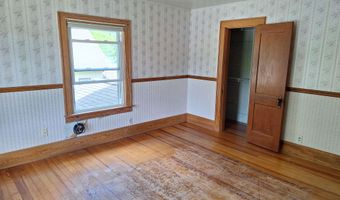 218 Dearborn St, Berne, IN 46711