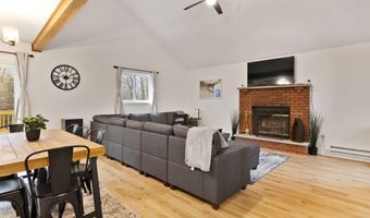 62 Whitman Ln, Albrightsville, PA 18210