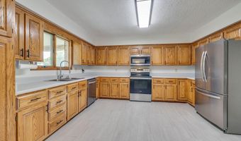 17304 Mary Lee Dr, Abingdon, VA 24210