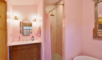 208 S 2nd St, Alpine, TX 79830