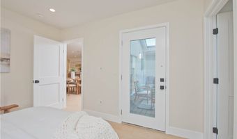 5864 Jamieson Ave, Encino, CA 91316