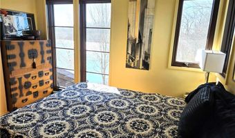 17 Jamaica Way, North Kingstown, RI 02852
