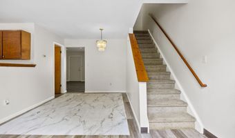 24 Delaware St, Albany, NY 12202