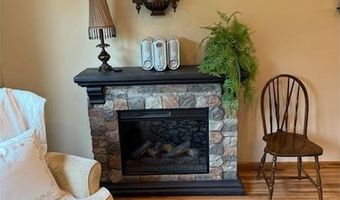 2578 Cherry Lane Ct NE, Alexandria, MN 56308