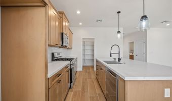 3244 Sidewheel Dr, Bullhead City, AZ 86429
