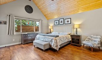 3192 NW Golf View Dr, Bend, OR 97703