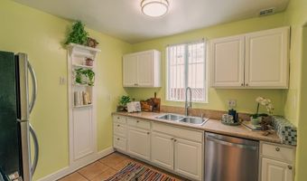 7122 De Longpre /7124, Los Angeles, CA 90046