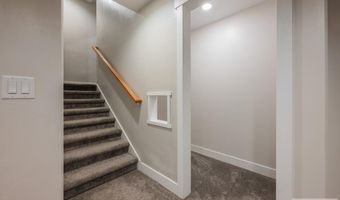 1261 N Trappers Rdg, Ammon, ID 83401