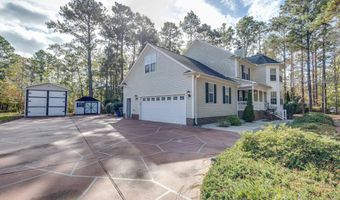 74 Driftwood Ct, Arapahoe, NC 28510